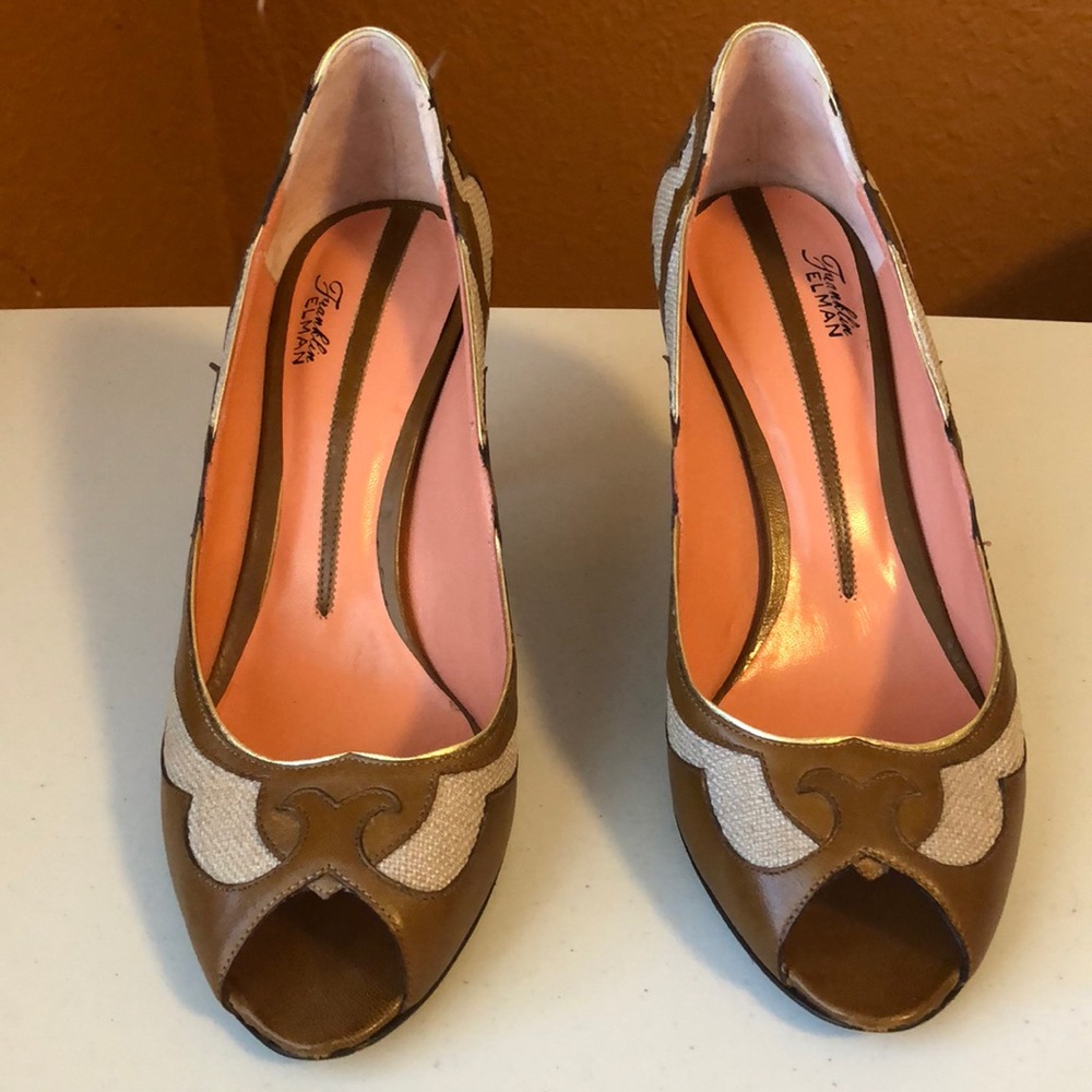 Franklin Elman Pumps